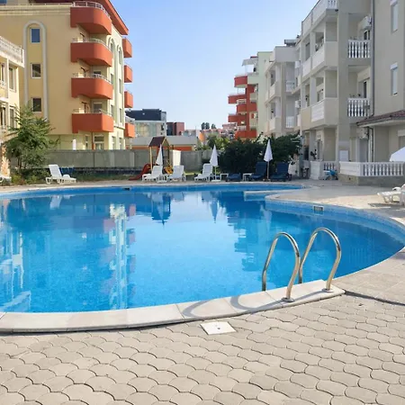 Sunny Bravo 3 - 2br Pool View Солнечный берег